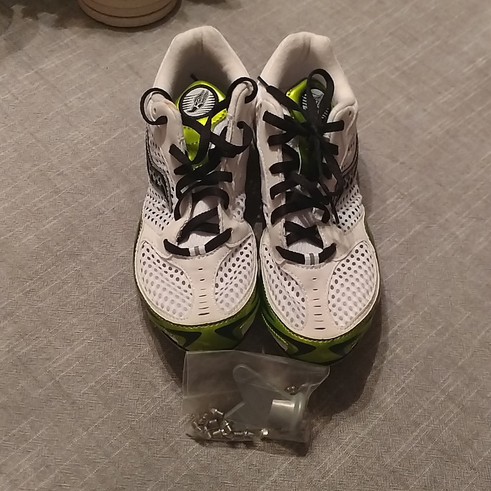 Saucony velocity distance shoes - Picture 4 of 5